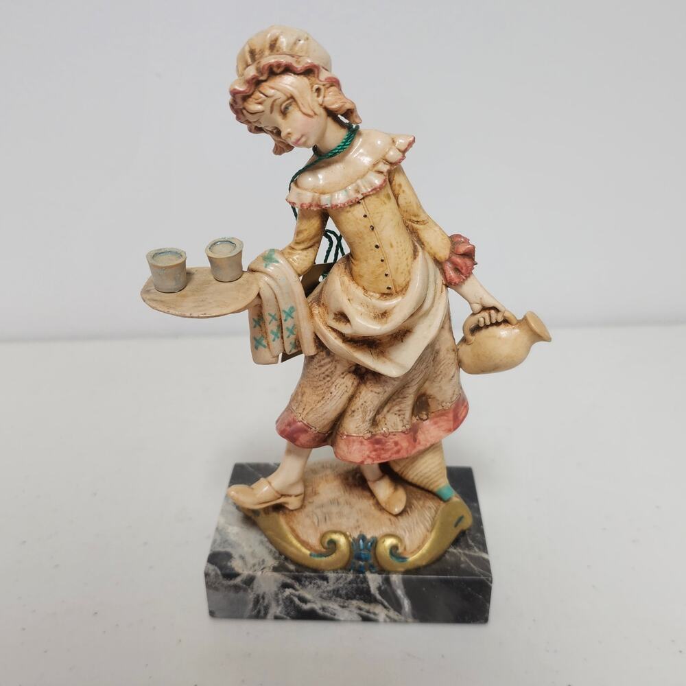 Vintage Fontanini Simonelli Lady Hand Painted  Italy Marble Carrara Base